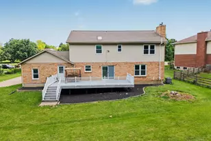 8085 Quail Meadow Ln, West Chester, OH 45069 - Photo 7