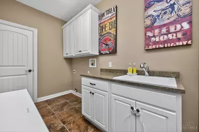 295 Hampton Place, Beavercreek, OH 45385 - Photo 25