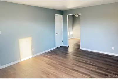 3926 E Gatewood Lane, Silverton, OH 45236 - Photo 17