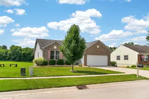 25626 Hearthstone Dr, Kelso Twp, IN 47012 - Photo 3