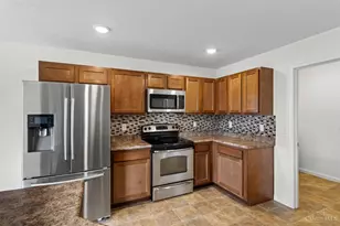 25626 Hearthstone Dr, Kelso Twp, IN 47012 - Photo 13