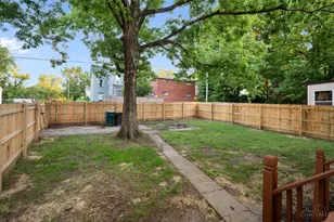 1237 Laidlaw Ave, Cincinnati, OH 45237 - Photo 5