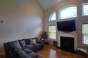 1361 Peregrine Way, Hamilton, OH 45013 - Photo 7