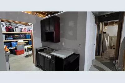 1361 Peregrine Way, Hamilton, OH 45013 - Photo 33