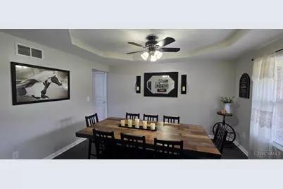 1361 Peregrine Way, Hamilton, OH 45013 - Photo 5