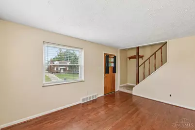 8546 Darnell Avenue, Sycamore Township, OH 45236 - Photo 5