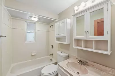8546 Darnell Avenue, Sycamore Township, OH 45236 - Photo 19