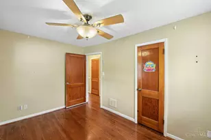 8546 Darnell Ave, Sycamore Township, OH 45236 - Photo 15