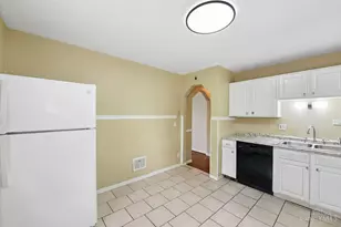 8546 Darnell Ave, Sycamore Township, OH 45236 - Photo 11