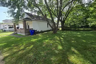 995 Kahn Ave, Hamilton, OH 45011 - Photo 3