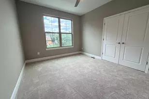 377 Cityscape W Dr, Cincinnati, OH 45205 - Photo 11