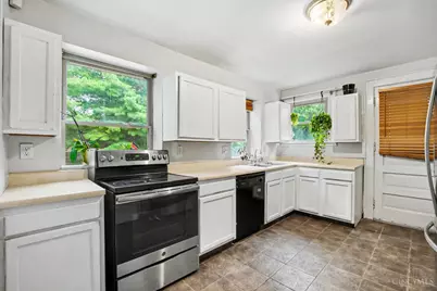 7329 Scottwood Avenue, Cincinnati, OH 45237 - Photo 11
