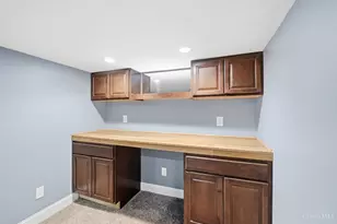 1409 Meadowbright Ln, Cincinnati, OH 45230 - Photo 39