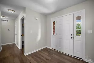 303 E Arlington Dr, Trenton, OH 45067 - Photo 7