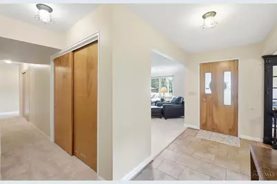 8520 Arborcrest Drive, Amberley, OH 45236 - Photo 3