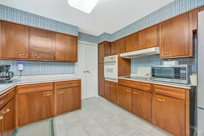 2718 Werkridge Drive, Cincinnati, OH 45248 - Photo 13