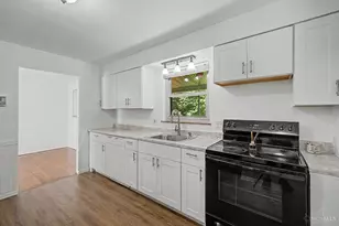 8847 Mockingbird Ln, Springfield Township, OH 45231 - Photo 17