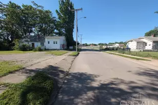 2106 Litchfield Ave, Dayton, OH 45406 - Photo 3