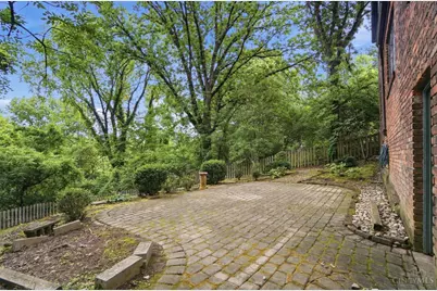 454 Wood Avenue, Cincinnati, OH 45220 - Photo 39