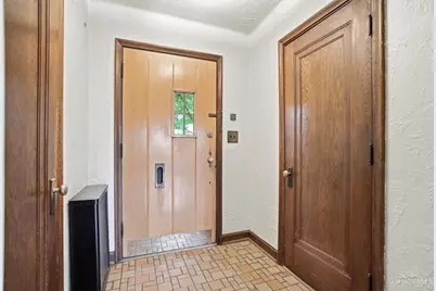 454 Wood Avenue, Cincinnati, OH 45220 - Photo 5
