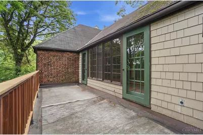 454 Wood Avenue, Cincinnati, OH 45220 - Photo 9