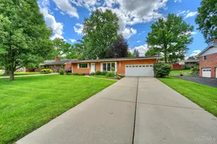 1063 Newcastle Dr, Springfield Township, OH 45231 - Photo 1