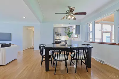 4989 Doughman Court, Blue Ash, OH 45242 - Photo 9