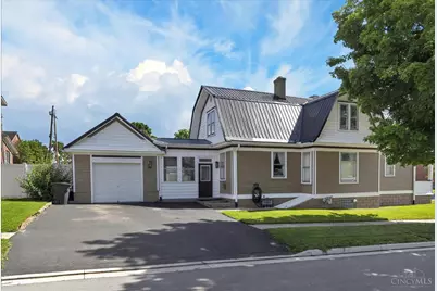 235 East Street S, Hillsboro, OH 45133 - Photo 3