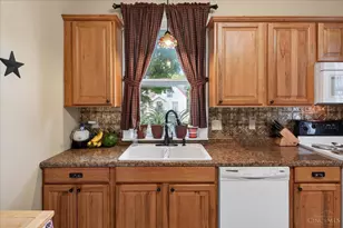 235 East Street S, Hillsboro, OH 45133 - Photo 17