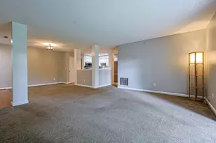 6975 Summit Lake Dr, Green Township, OH 45247 - Photo 7