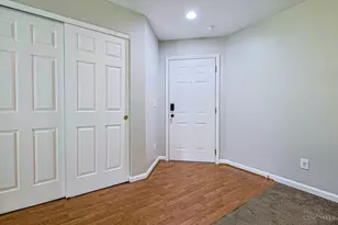 6975 Summit Lake Dr, Green Township, OH 45247 - Photo 3