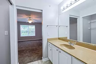 6975 Summit Lake Dr, Green Township, OH 45247 - Photo 23