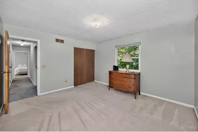 621 Glensprings Drive, Springdale, OH 45246 - Photo 31