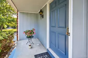 621 Glensprings Dr, Springdale, OH 45246 - Photo 5
