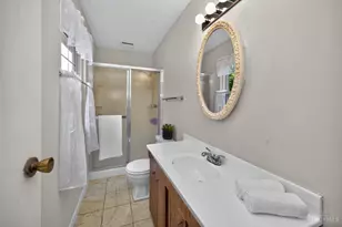 621 Glensprings Dr, Springdale, OH 45246 - Photo 27