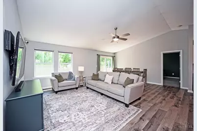 4457 Walnut Street, Union Township, OH 45103 - Photo 9