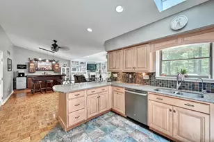 6427 Visitation Dr, Green Township, OH 45248 - Photo 7