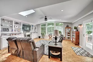 6427 Visitation Dr, Green Township, OH 45248 - Photo 9
