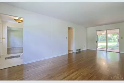 10639 Weil Road, Montgomery, OH 45249 - Photo 13