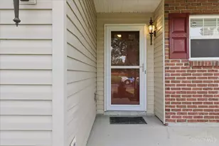 5979 Marsh Cir, Goshen, OH 45140 - Photo 5