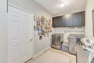 8606 Lowery Ln, West Chester, OH 45069 - Photo 23