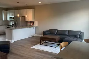 381 Cityscape W Dr, Cincinnati, OH 45205 - Photo 7