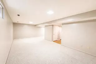10875 Fallsington Ct, Blue Ash, OH 45242 - Photo 17