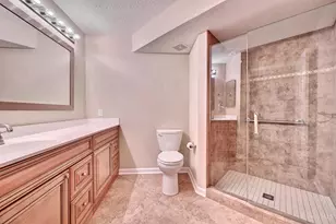 200 Postoak Ln, Milford, OH 45150 - Photo 13