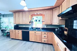914 Franklin Ave, Brookville, IN 47012 - Photo 7