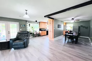 914 Franklin Ave, Brookville, IN 47012 - Photo 9