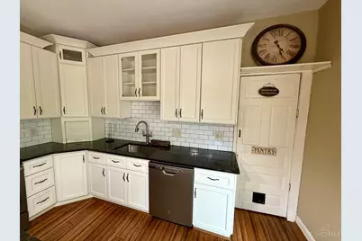 900 S Troy, Glendale, OH 45246 - Photo 15