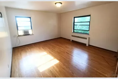 2449 Ferguson Road, Cincinnati, OH 45238 - Photo 5