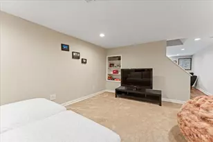 10019 Zig Zag Rd, Montgomery, OH 45242 - Photo 23