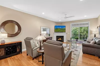 828 Townscapes Court, Miami Township, OH 45140 - Photo 5